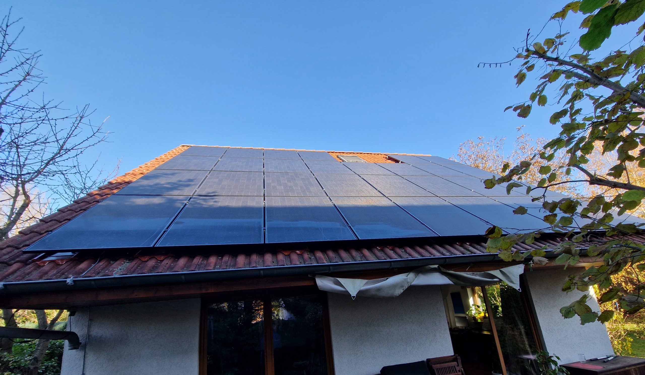 PV Module auf dem Dach